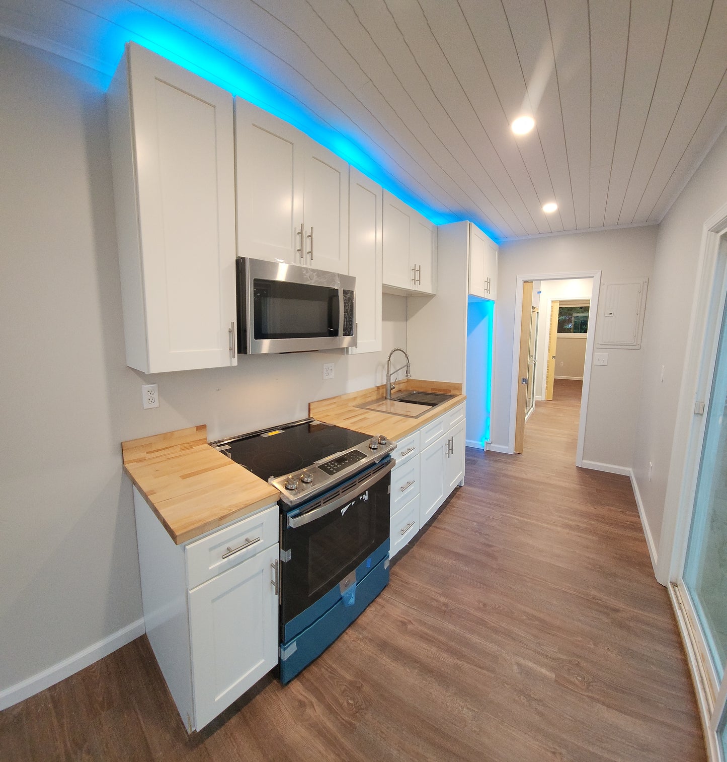 Container Home - 40' HC24 - Starting at $65k + Options